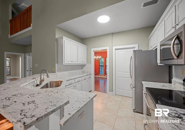 Photo 4 of Single family home for sale at 102 Bell Cir, Daphne, AL 36526 | MLS# 410202 | Listing updated on 2026-09-19