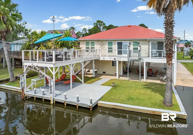 Photo 2 of Single family home for sale at 237 W 6th Avenue, Gulf Shores, AL 36542 | MLS# 411159 | Listing updated on 2026-10-13