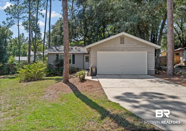 Photo 2 of Single family home for sale at 132 Chatam Loop, Daphne, AL 36526 | MLS# 410878 | Listing updated on 2026-09-30