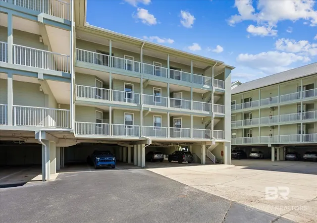 Photo 2 of Townhouse for sale at 4060 Indigo Dr #307, Pensacola, FL 32507 | MLS# 411811 | Listing updated on 2026-10-15