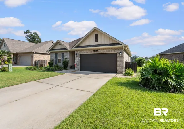 Photo 2 of Single family home for sale at 1417 Surrey Loop, Foley, AL 36535 | MLS# 409522 | Listing updated on 2026-09-17