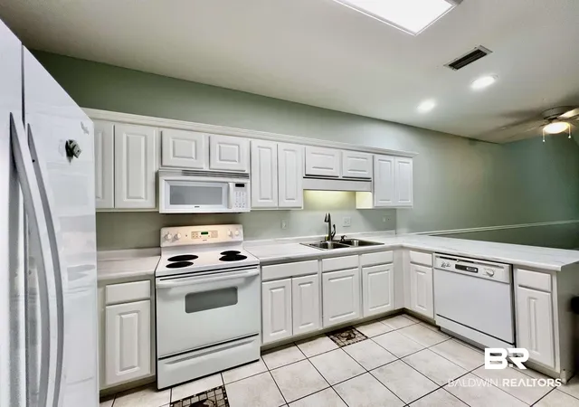 Photo 4 of Townhouse for sale at 444 Clubhouse Dr #3C, Gulf Shores, AL 36542 | MLS# 410006 | Listing updated on 2026-09-09