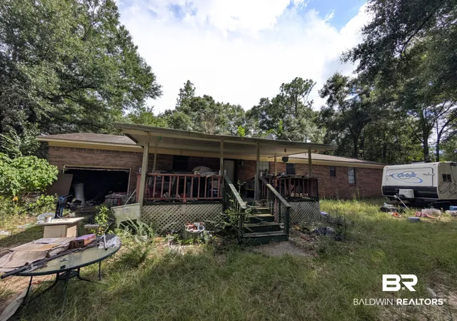 Photo 3 of Single family home for sale at 6350 Sherry Dr, Mobile, AL 36618 | MLS# 410104 | Listing updated on 2026-09-16
