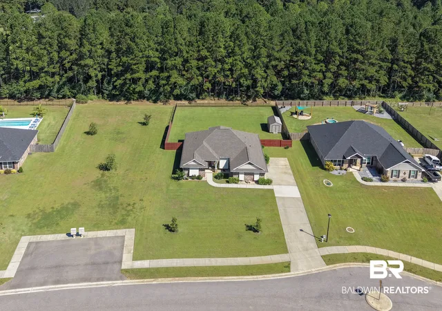 Photo 2 of Single family home for sale at 11825 Hons Dr, Fairhope, AL 36532 | MLS# 411295 | Listing updated on 2026-10-03