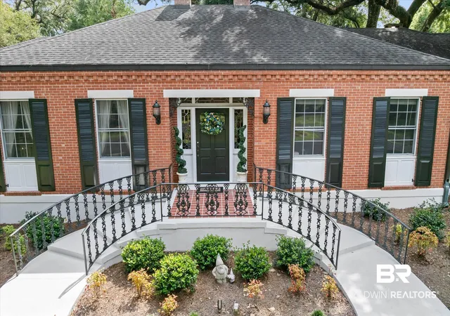 Photo 3 of Sale Pending at 30 Japonica Ave, Mobile, AL 36606 | MLS# 410885 | Listing updated on 2026-10-19