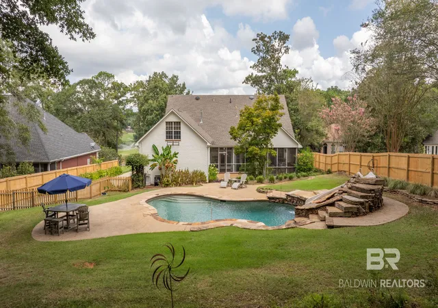 Photo 2 of Single family home for sale at 303 South Dr, Fairhope, AL 36532 | MLS# 411596 | Listing updated on 2026-10-14