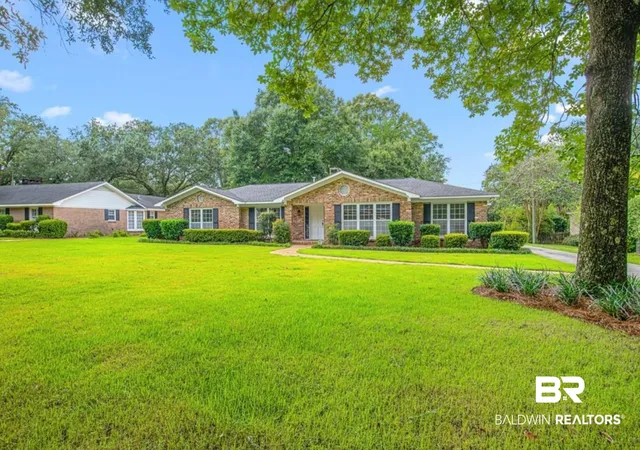 Photo 1 of Sale Pending at 604 E Cumberland Rd, Mobile, AL 36608 | MLS# 410125 | Listing updated on 2026-09-06