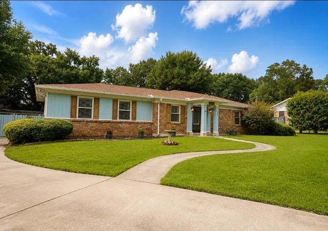 Photo 1 of Single family home for sale at 3361 Sky Terra Dr, Mobile, AL 36618 | MLS# 409896 | Listing updated on 2026-09-02