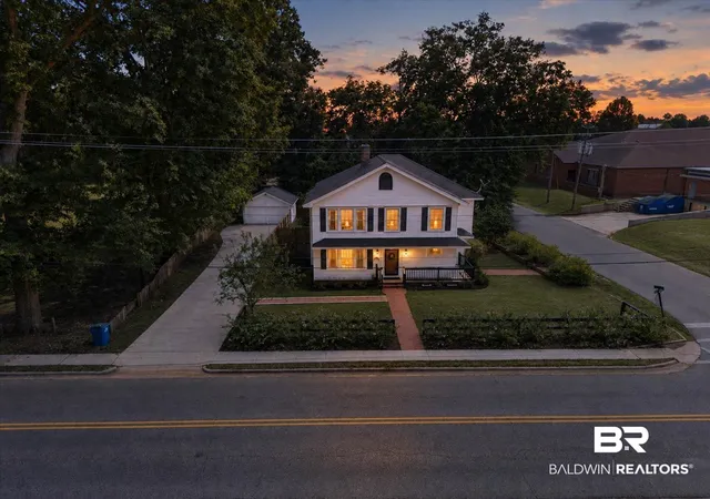 Photo 1 of Single family home for sale at 235 S Mount Pleasant Ave, Monroeville, AL 36460 | MLS# 407589 | Listing updated on 2026-09-19