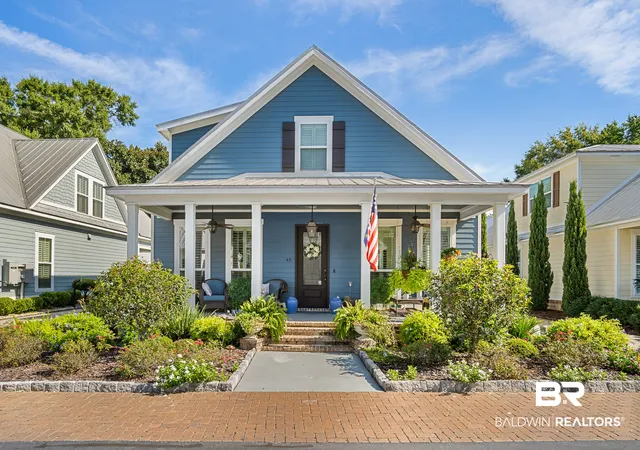 Photo 1 of Single family home for sale at 45 Bay Pointe Ct, Fairhope, AL 36532 | MLS# 409859 | Listing updated on 2026-09-12