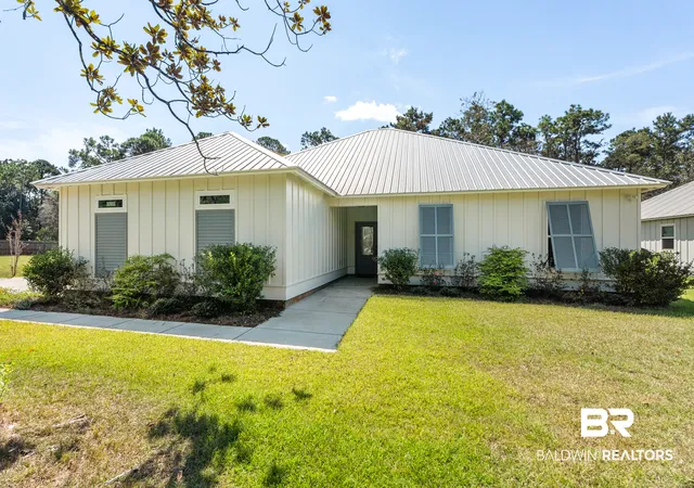 Photo 1 of Single family home for sale at 3135 Riverview Dr, Coden, AL 36523 | MLS# 411288 | Listing updated on 2026-09-28