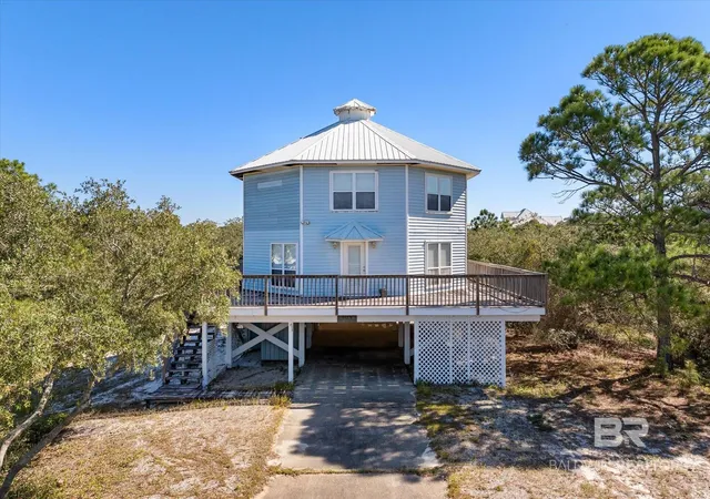 Photo 1 of Single family home for sale at 571 Gulfview Dr, Gulf Shores, AL 36542 | MLS# 411847 | Listing updated on 2026-10-26