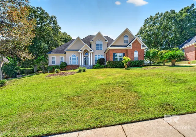 Photo 3 of Single family home for sale at 7113 Wynnfield Dr, Mobile, AL 36695 | MLS# 411452 | Listing updated on 2026-10-08
