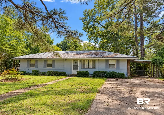 Photo 1 of Sale Pending at 211 Dawson St, Brewton, AL 36426 | MLS# 411179 | Listing updated on 2026-10-21
