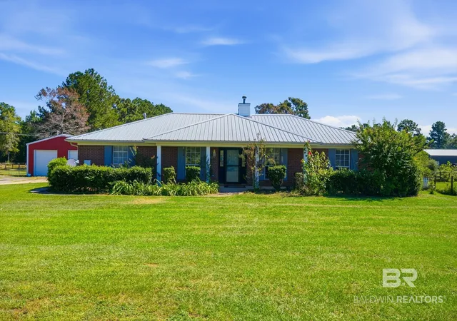 Photo 1 of Single family home for sale at 34880 Pine Rd, Stapleton, AL 36578 | MLS# 411458 | Listing updated on 2026-10-03
