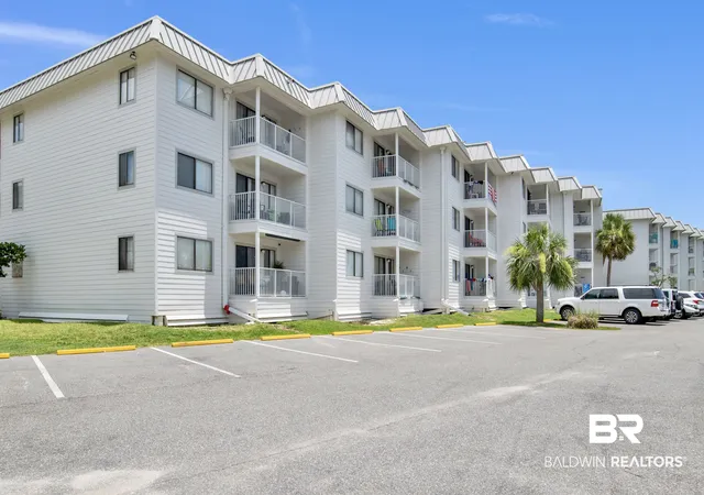 Photo 2 of Townhouse for sale at 400 Plantation Rd #UNIT 2325, Gulf Shores, AL 36542 | MLS# 410522 | Listing updated on 2026-09-16