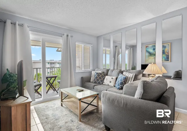 Photo 4 of Townhouse for sale at 400 Plantation Rd #2325, Gulf Shores, AL 36542 | MLS# 410522 | Listing updated on 2026-10-29