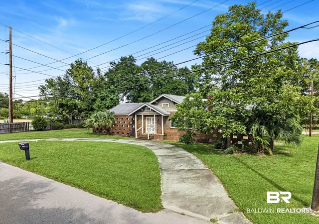 Photo 3 of Single family home for sale at 1018 Titi St, Flomaton, AL 36441 | MLS# 411175 | Listing updated on 2026-10-02