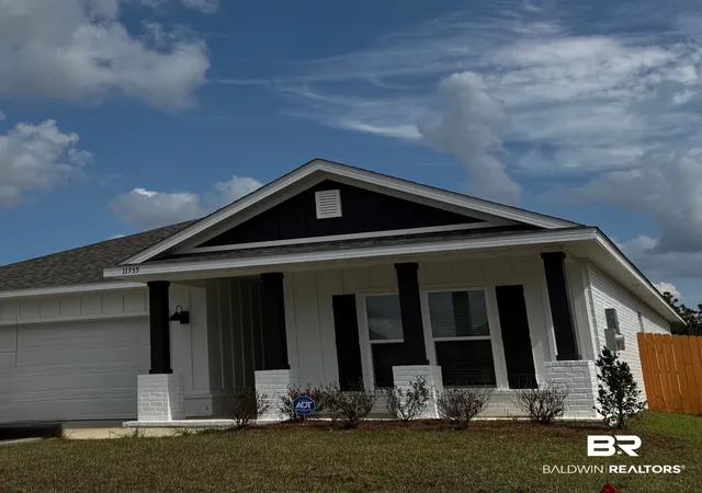 Photo 1 of Single family home for sale at 26657 Sonesta Dr, Daphne, AL 36526 | MLS# 409060 | Listing updated on 2026-09-09