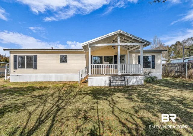Photo 1 of Single family home for sale at 102 S Wren Ln, Robertsdale, AL 36567 | MLS# 410844 | Listing updated on 2026-09-24