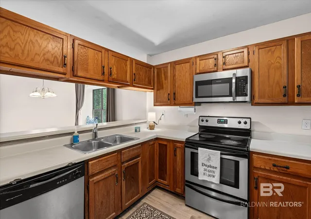 Photo 3 of Townhouse for sale at 28 Summer Oaks Dr, Daphne, AL 36526 | MLS# 411832 | Listing updated on 2026-10-11