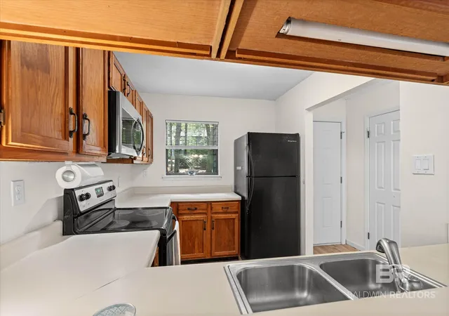 Photo 4 of Townhouse for sale at 28 Summer Oaks Dr, Daphne, AL 36526 | MLS# 411832 | Listing updated on 2026-10-11
