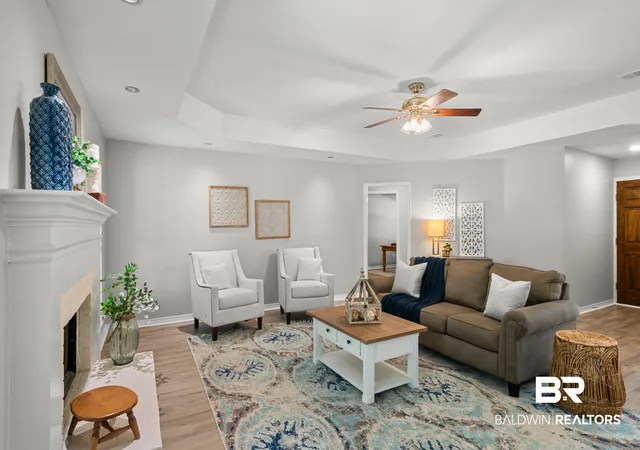 Photo 3 of Sale Pending at 102 Kingswood Dr, Daphne, AL 36526 | MLS# 410212 | Listing updated on 2026-09-18