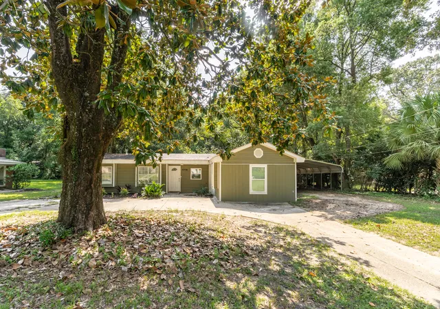 Photo 1 of Single family home for sale at 4359 Antares Ln, Mobile, AL 36693 | MLS# 410501 | Listing updated on 2026-09-17
