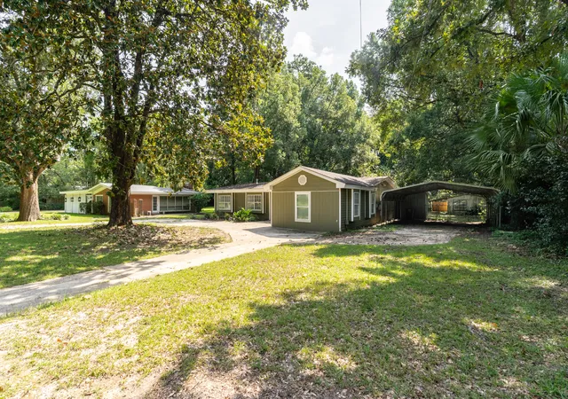 Photo 3 of Single family home for sale at 4359 Antares Ln, Mobile, AL 36693 | MLS# 410501 | Listing updated on 2026-09-17