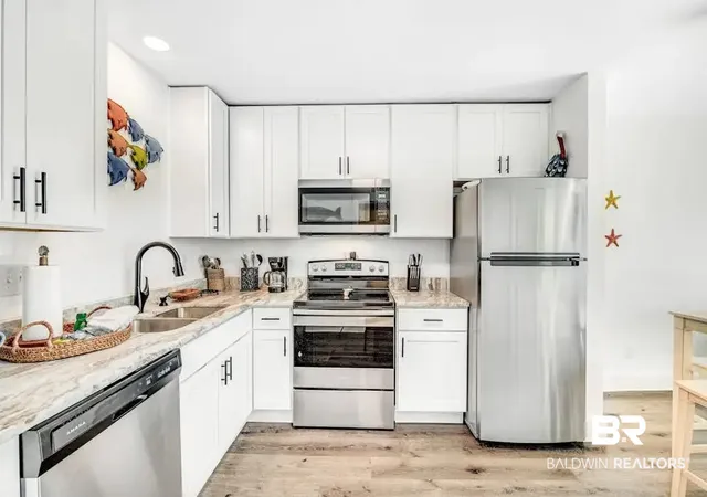 Photo 4 of Townhouse for sale at 400 Plantation Rd #UNIT 3126, Gulf Shores, AL 36542 | MLS# 410622 | Listing updated on 2026-09-15