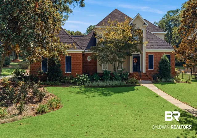 Photo 1 of Single family home for sale at 102 Clubhouse Dr, Fairhope, AL 36532 | MLS# 410041 | Listing updated on 2026-09-03