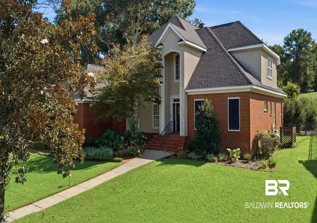 Photo 2 of Single family home for sale at 102 Clubhouse Dr, Fairhope, AL 36532 | MLS# 410041 | Listing updated on 2026-09-03