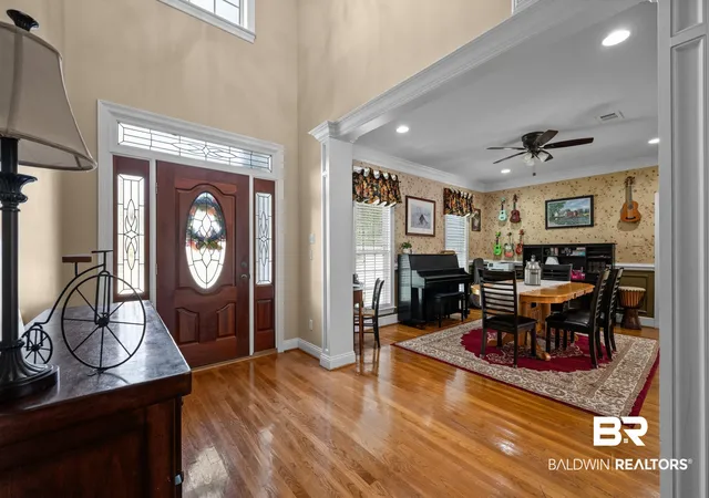 Photo 3 of Single family home for sale at 102 Clubhouse Dr, Fairhope, AL 36532 | MLS# 410041 | Listing updated on 2026-10-17