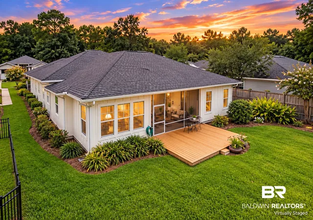 Photo 2 of Single family home for sale at 103 Oak Bnd Ct, Fairhope, AL 36532 | MLS# 410118 | Listing updated on 2026-09-14