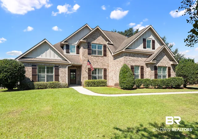 Photo 2 of Single family home for sale at 809 Eli St, Fairhope, AL 36532 | MLS# 411131 | Listing updated on 2026-10-20