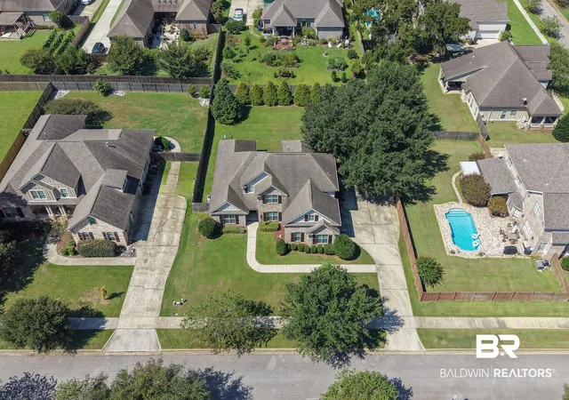 Photo 3 of Single family home for sale at 809 Eli St, Fairhope, AL 36532 | MLS# 411131 | Listing updated on 2026-10-20