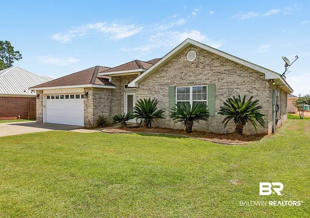 Photo 3 of Single family home for sale at 16722 Sugar Loop, Foley, AL 36535 | MLS# 407410 | Listing updated on 2026-10-28