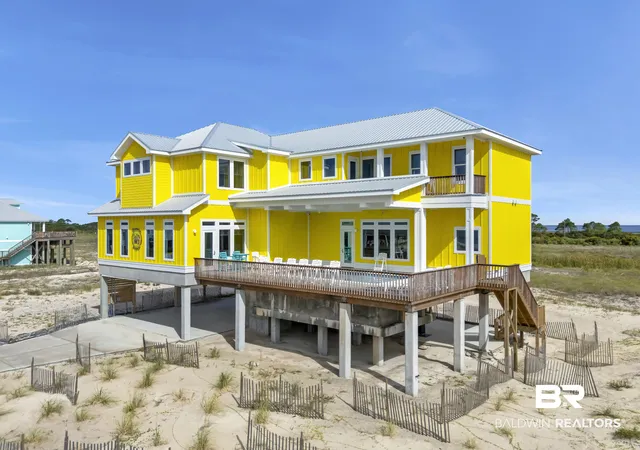 Photo 3 of Single family home for sale at 3721 Ponce De Leon Ct, Gulf Shores, AL 36542 | MLS# 410337 | Listing updated on 2026-09-23