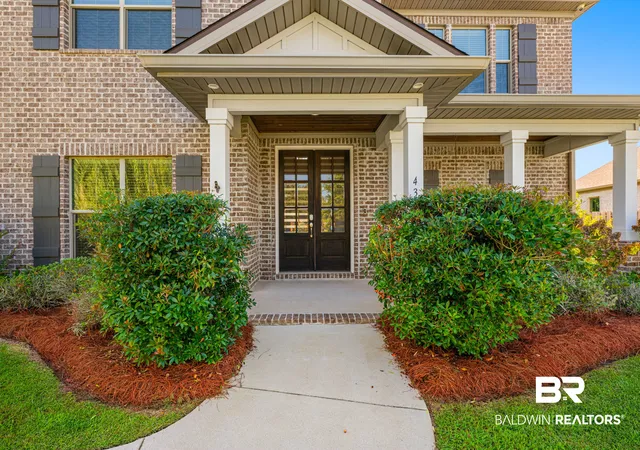 Photo 3 of Single family home for sale at 433 Fortune Dr, Fairhope, AL 36532 | MLS# 410925 | Listing updated on 2026-10-19