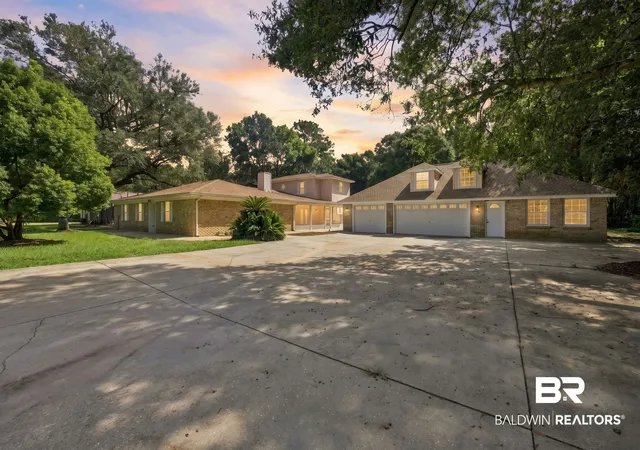Photo 1 of Single family home for sale at 9092 Woodland Dr, Elberta, AL 36530 | MLS# 409576 | Listing updated on 2026-09-26