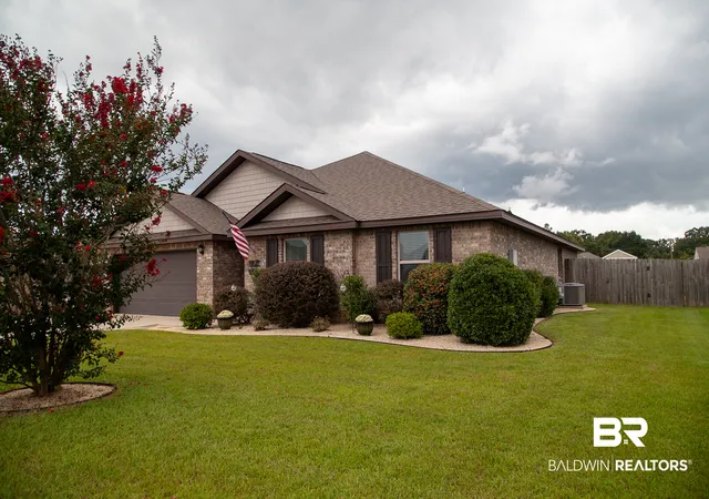 Photo 2 of Single family home for sale at 723 Whittington Ave, Fairhope, AL 36532 | MLS# 410177 | Listing updated on 2026-09-14