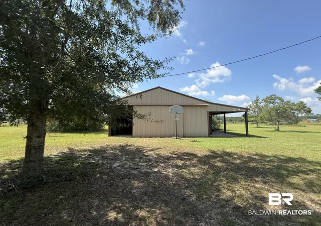 Photo 2 of Single family home for sale at 21389 Glass And Spivey Rd, Robertsdale, AL 36567 | MLS# 411073 | Listing updated on 2026-09-23