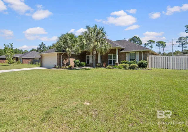 Photo 2 of Single family home for sale at 10147 Lyttleton Loop, Lillian, AL 36549 | MLS# 411384 | Listing updated on 2026-10-19