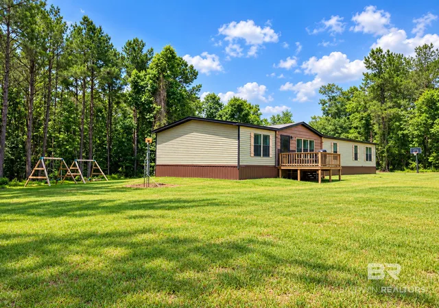 Photo 1 of Manufactured home for sale at 3992 Ridge Rd, Brewton, AL 36426 | MLS# 411809 | Listing updated on 2026-10-08