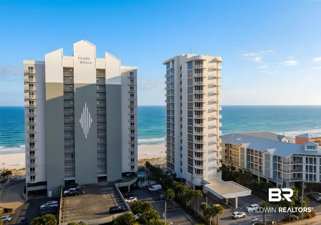 Photo 2 of Townhouse for sale at 825 W Beach Blvd #6, Gulf Shores, AL 36542 | MLS# 410025 | Listing updated on 2026-09-01