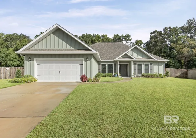Photo 1 of Single family home for sale at 656 Calibre St, Fairhope, AL 36532 | MLS# 411580 | Listing updated on 2026-10-10