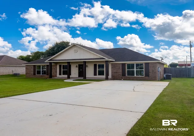 Photo 4 of Single family home for sale at 21672 Talbot Ln, Robertsdale, AL 36567 | MLS# 410422 | Listing updated on 2026-09-22