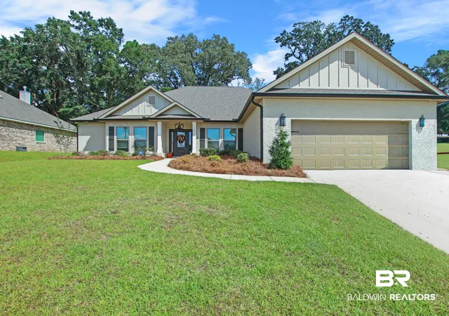 Photo 2 of Single family home for sale at 330 Barndling St, Fairhope, AL 36532 | MLS# 411163 | Listing updated on 2026-10-22