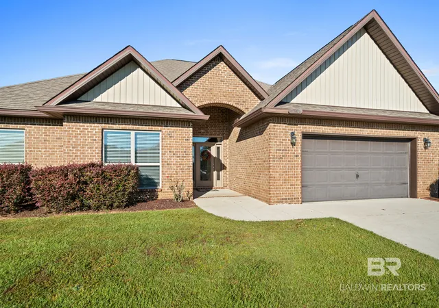 Photo 3 of Townhouse for sale at 15304 Troon Dr, Foley, AL 36535 | MLS# 411358 | Listing updated on 2026-10-21
