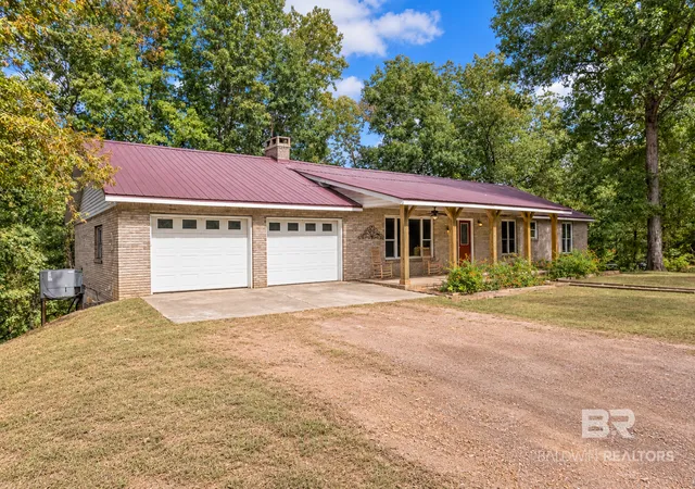 Photo 2 of Single family home for sale at 376 Jent Rd, Cordova, AL 35550 | MLS# 411794 | Listing updated on 2026-10-09